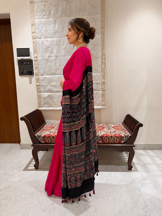 Pink Ajrakh Pallu Modal Silk Saree - pallu detail