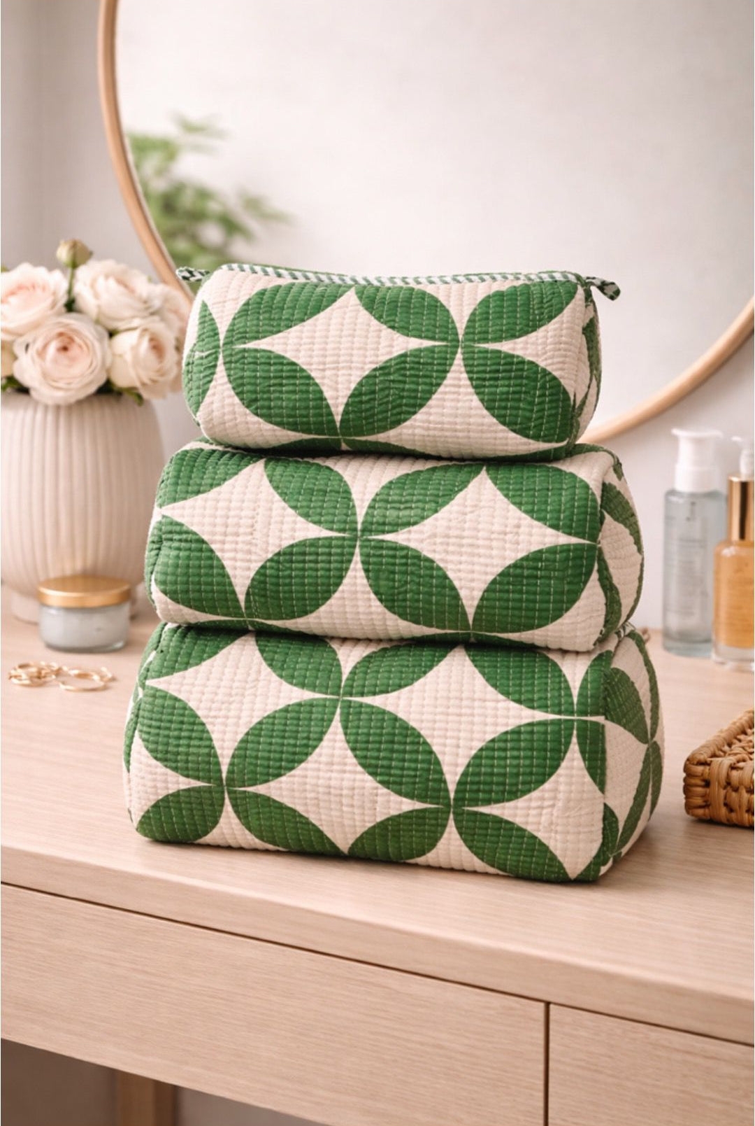 Green leaf geometric quilted makeup pouches, alternate view
